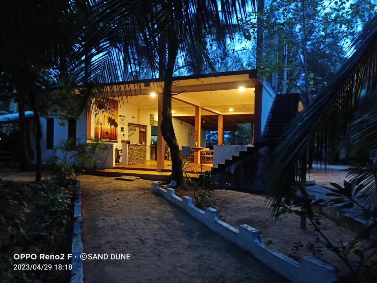 Sand Dune Beach Resort & Surf Camp Arugam Bay Exteriér fotografie